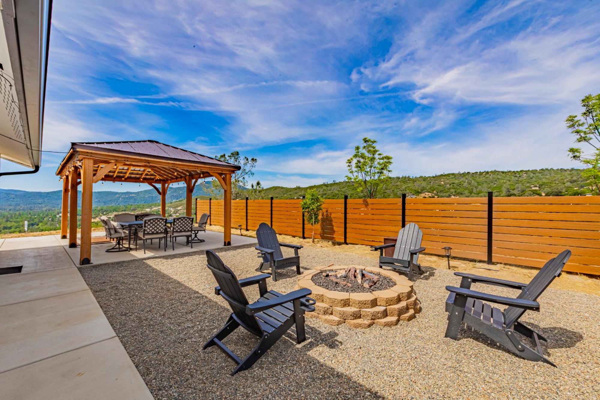 Hidden Falls Retreat Oakhurst Exterior photo